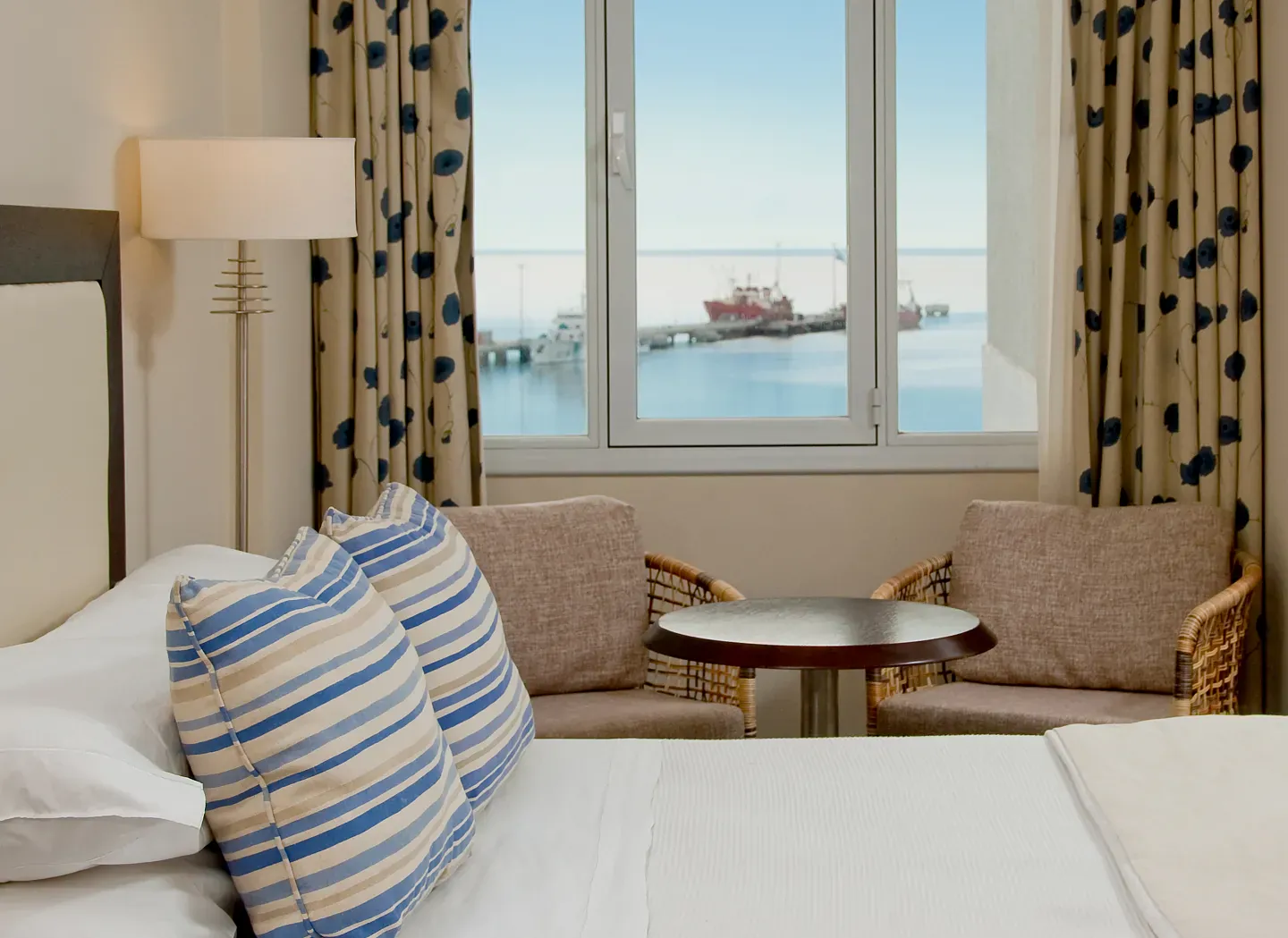 A sea-facing guest room at Hotel Península Valdés